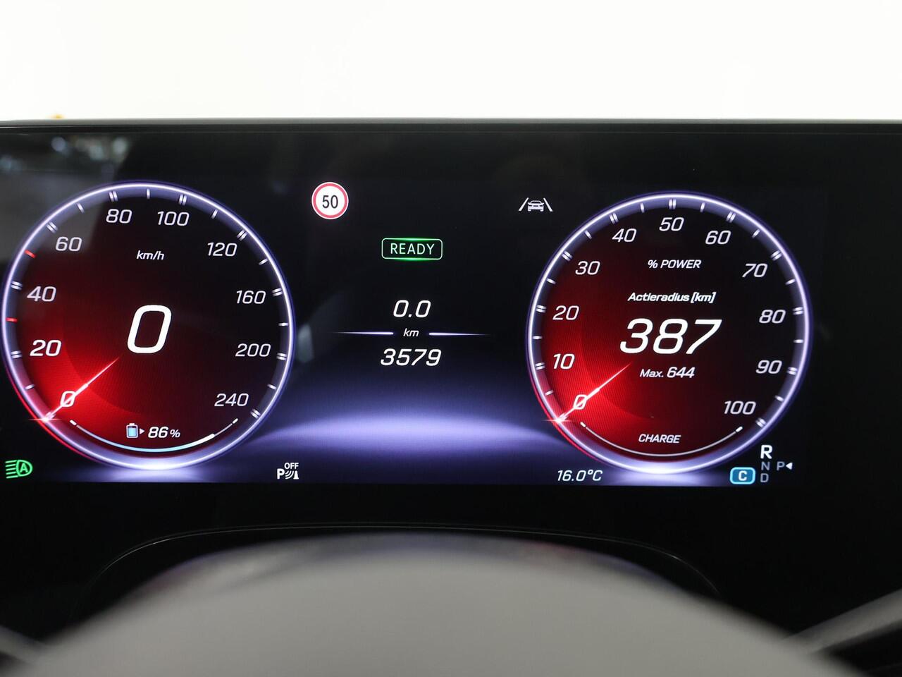 Mercedes-Benz CLA-KLASSE 250+ Launch Edition 85 kWh | Night | Panoramadak | Stoelverwarming | DISTRONIC | Achteruitrijcamera | Dodehoekassistent |