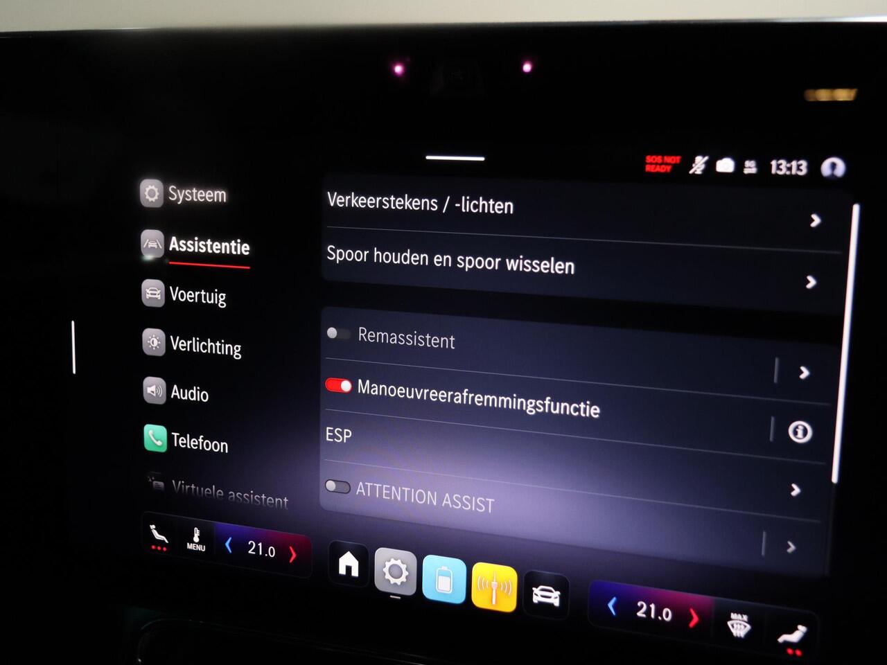 Mercedes-Benz CLA-KLASSE 250+ Launch Edition 85 kWh | Night | Panoramadak | Stoelverwarming | DISTRONIC | Achteruitrijcamera | Dodehoekassistent | Trekhaak |