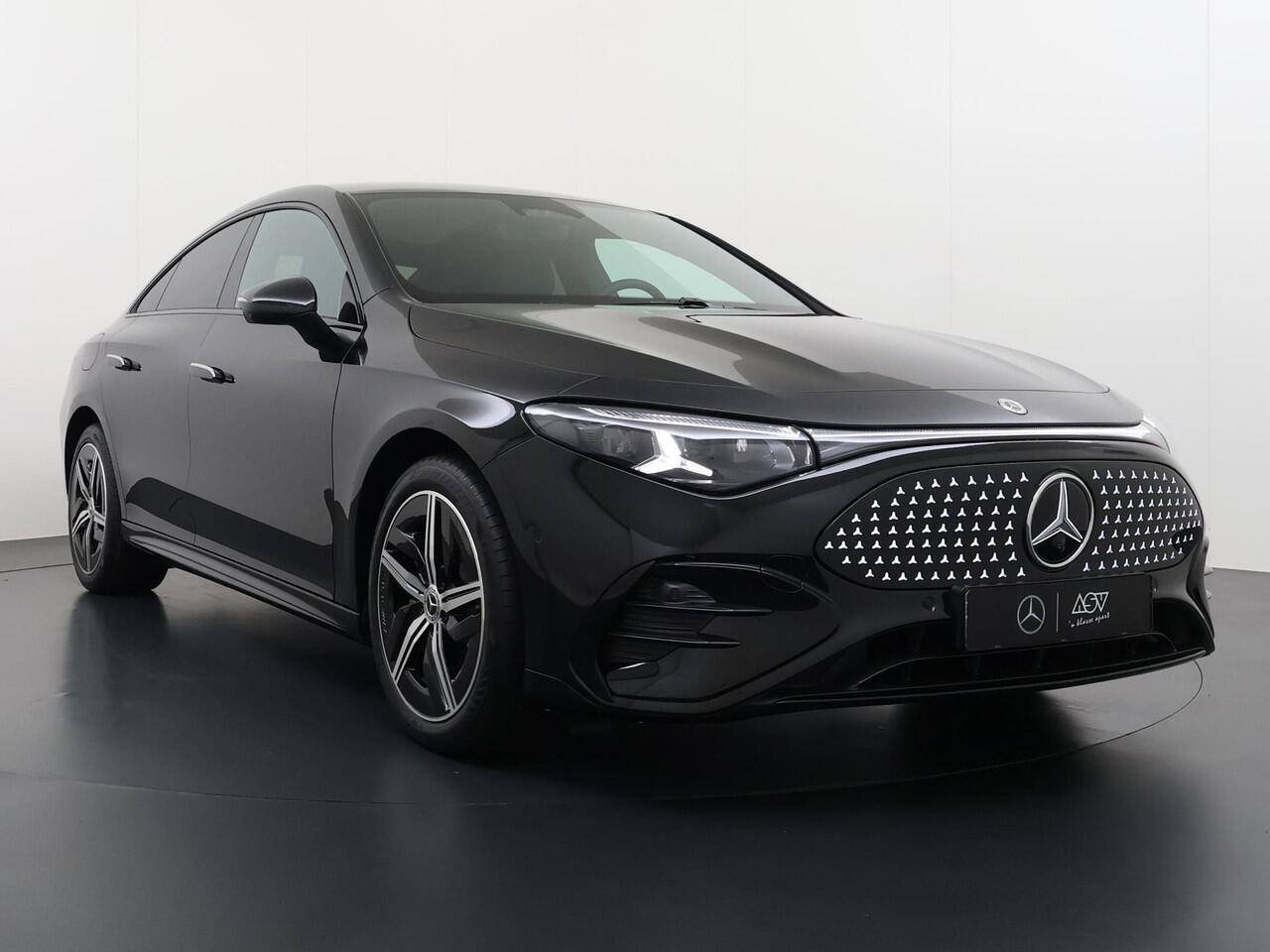 Mercedes-Benz CLA-KLASSE 250+ Launch Edition 85 kWh Accu | Trekhaak Wegklapbaar | Memorystoelen | Warmtepomp | Multibeam Led | Stoelverwarming Voorin | Distronic Cruise Control | Achteruitrijcamera | Nightpakket | Dodehoekassistent