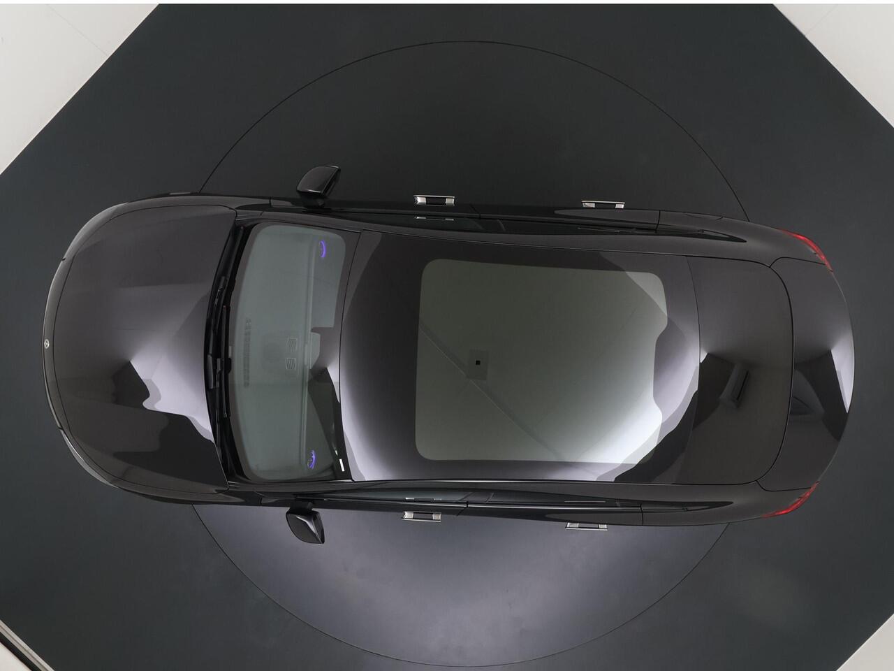 Mercedes-Benz CLA-KLASSE 250+ Launch Edition 85 kWh Accu | Memorystoelen | Warmtepomp | Multibeam Led | Stoelverwarming Voorin | Distronic Cruise Control | Achteruitrijcamera | Nightpakket | Dodehoekassistent