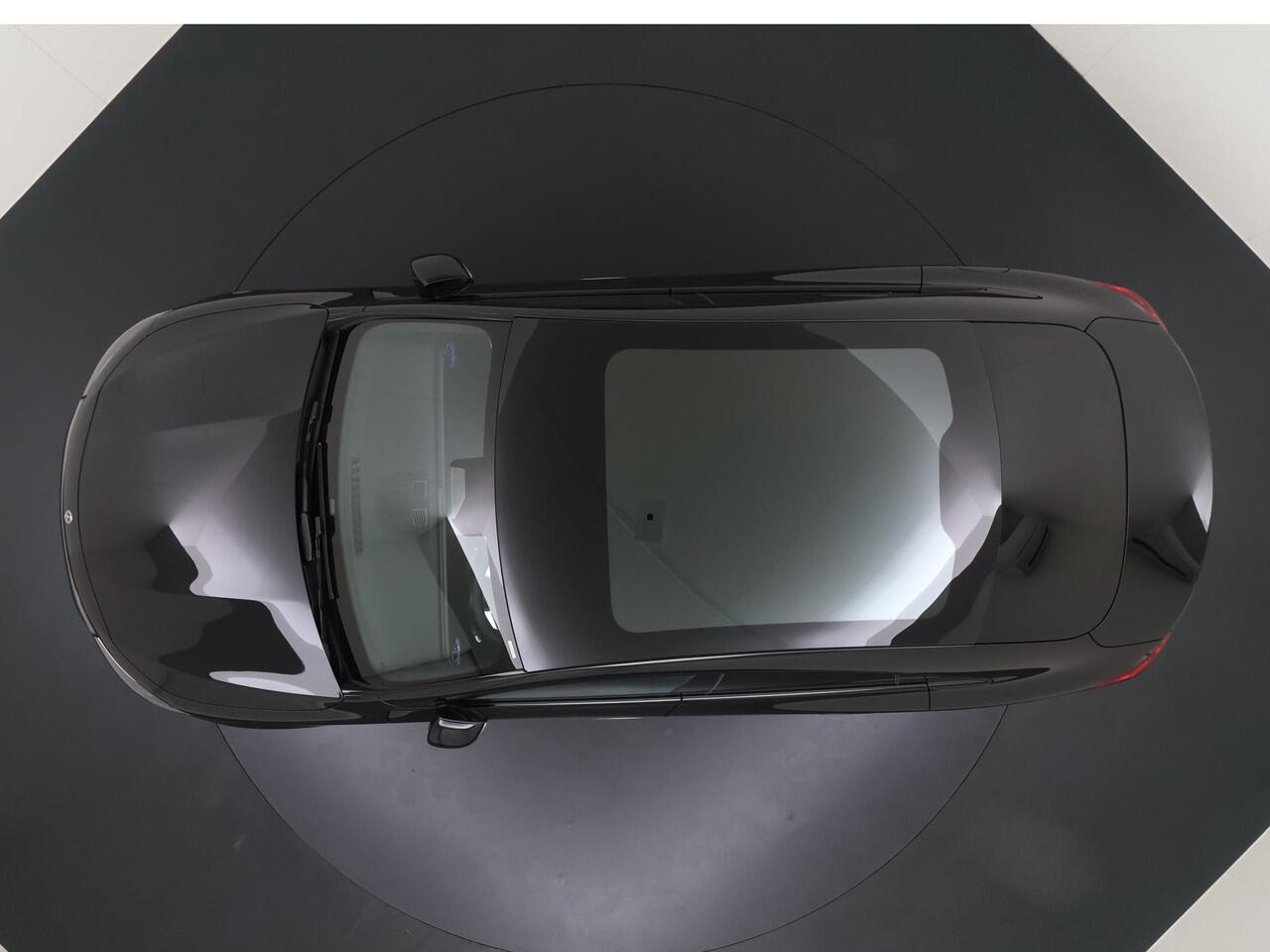 Mercedes-Benz CLA-KLASSE 250+ Launch Edition 85 kWh Accu | Memorystoelen | Warmtepomp | Multibeam Led | Stoelverwarming Voorin | Distronic Cruise Control | Achteruitrijcamera | Nightpakket | Dodehoekassistent