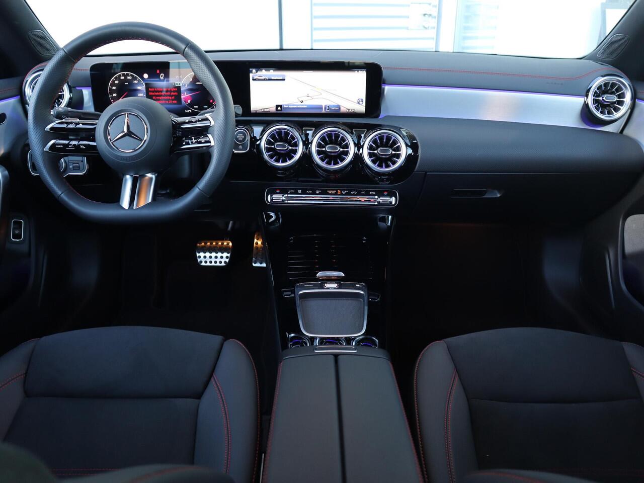 Mercedes-Benz CLA-KLASSE 180 Star Edition AMG Line