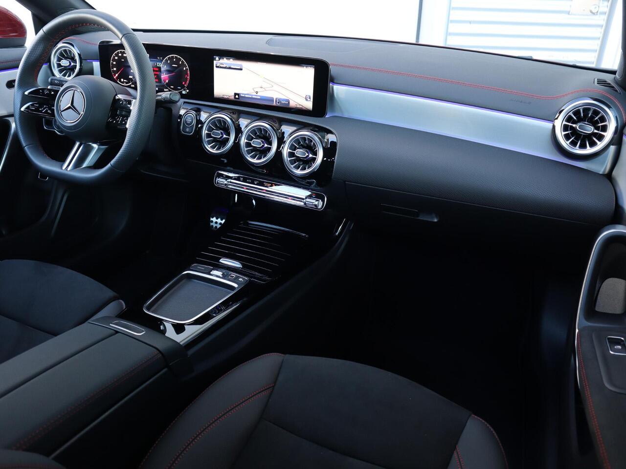 Mercedes-Benz CLA-KLASSE Shooting Brake 180 Star Edition AMG Line