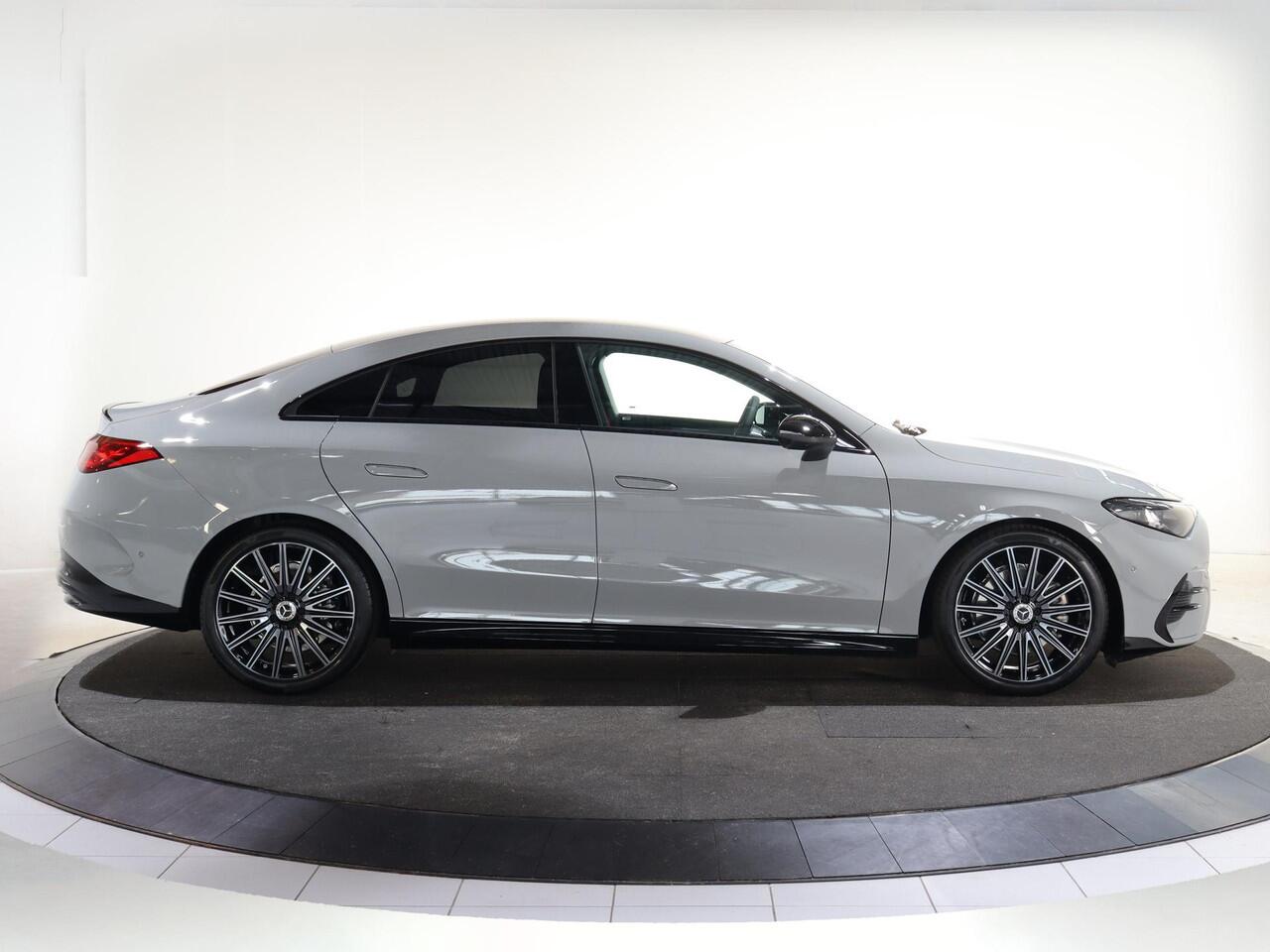 Mercedes-Benz CLA-KLASSE 200 Business Solution AMG | AMG Line Plus | Night | MBUX Superscreen | Head-Up | 19' AMG velgen |