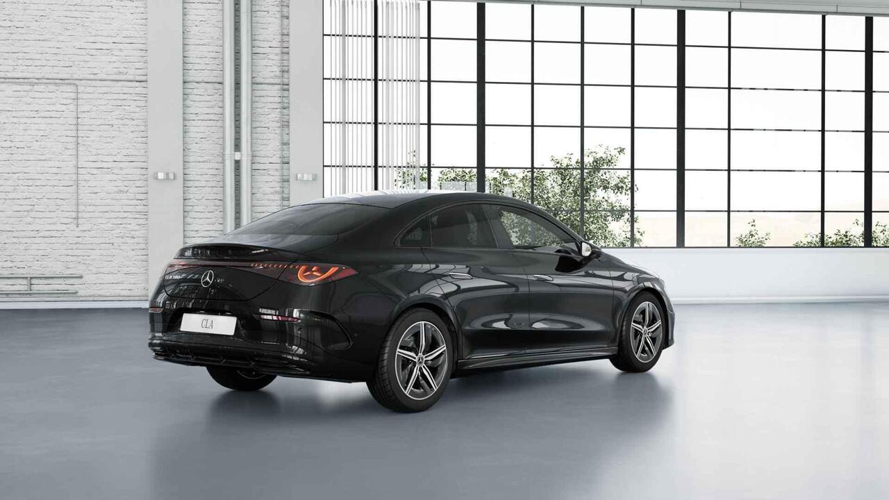 Mercedes-Benz CLA-KLASSE 180 Business Solution AMG | Superscreen | Premium Pakket | Panoramadak | Trekhaak |