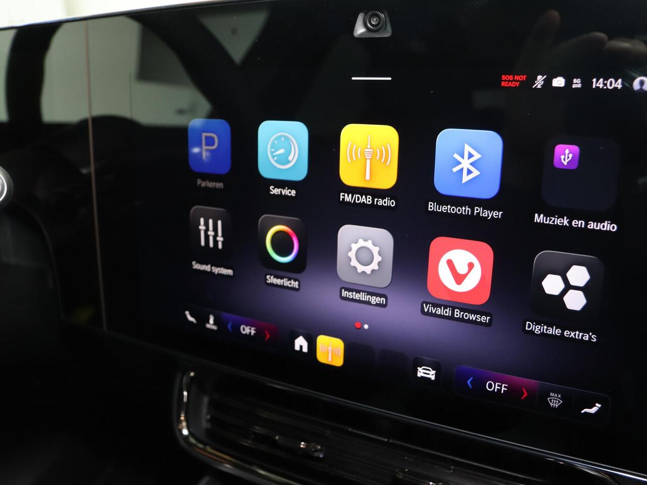 Mercedes-Benz CLA-KLASSE 180 Business Solution AMG | Panoramadak | Matrix Led | Night | 19"AMG velgen |