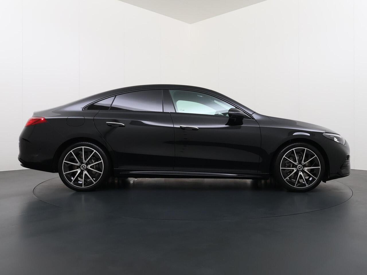 Mercedes-Benz CLA-KLASSE 250+ Launch Edition | AMG Line | Night Pakket | Panoramadak | Adaptieve Cruise Control | Dodehoekassistent | MULTIBEAM LED Koplampen | Elektrisch Verstelbare Stoelen + Memory | Stoelverwarming | Sfeerverlichting | THERMOTRONIC Klimaatregeling | Apple CarP