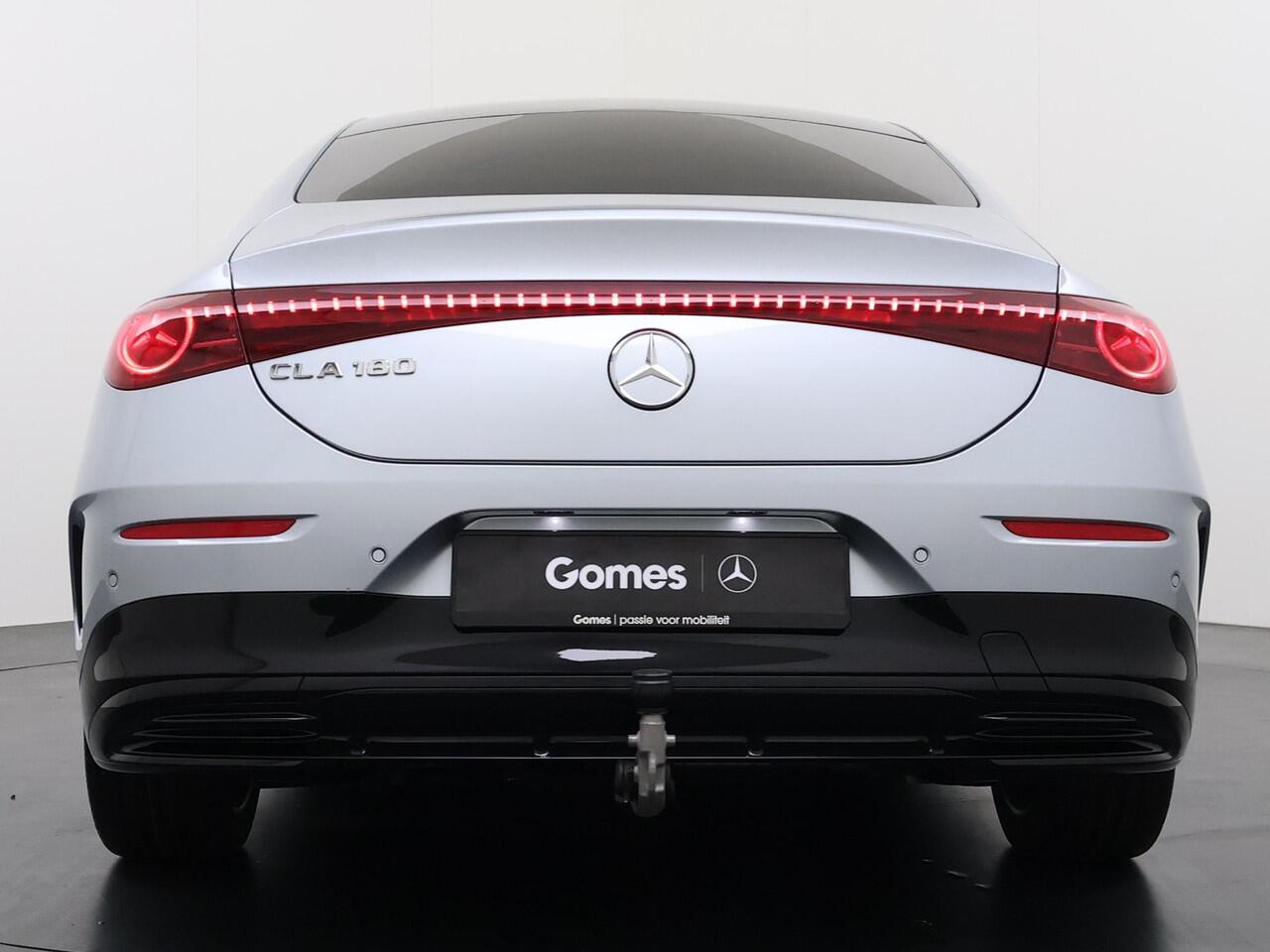 Mercedes-Benz CLA-KLASSE 180 Business Solution AMG | Night Pakket | Panoramadak | Adaptieve Cruise Control | Dodehoekassistent | Verkeersbordenassistent | MULTIBEAM LED Koplampen | Elektrisch Verstelbare Stoelen + Memory | Stoelverwarming | Sfeerverlichting | THERMOTRONIC Klimaat