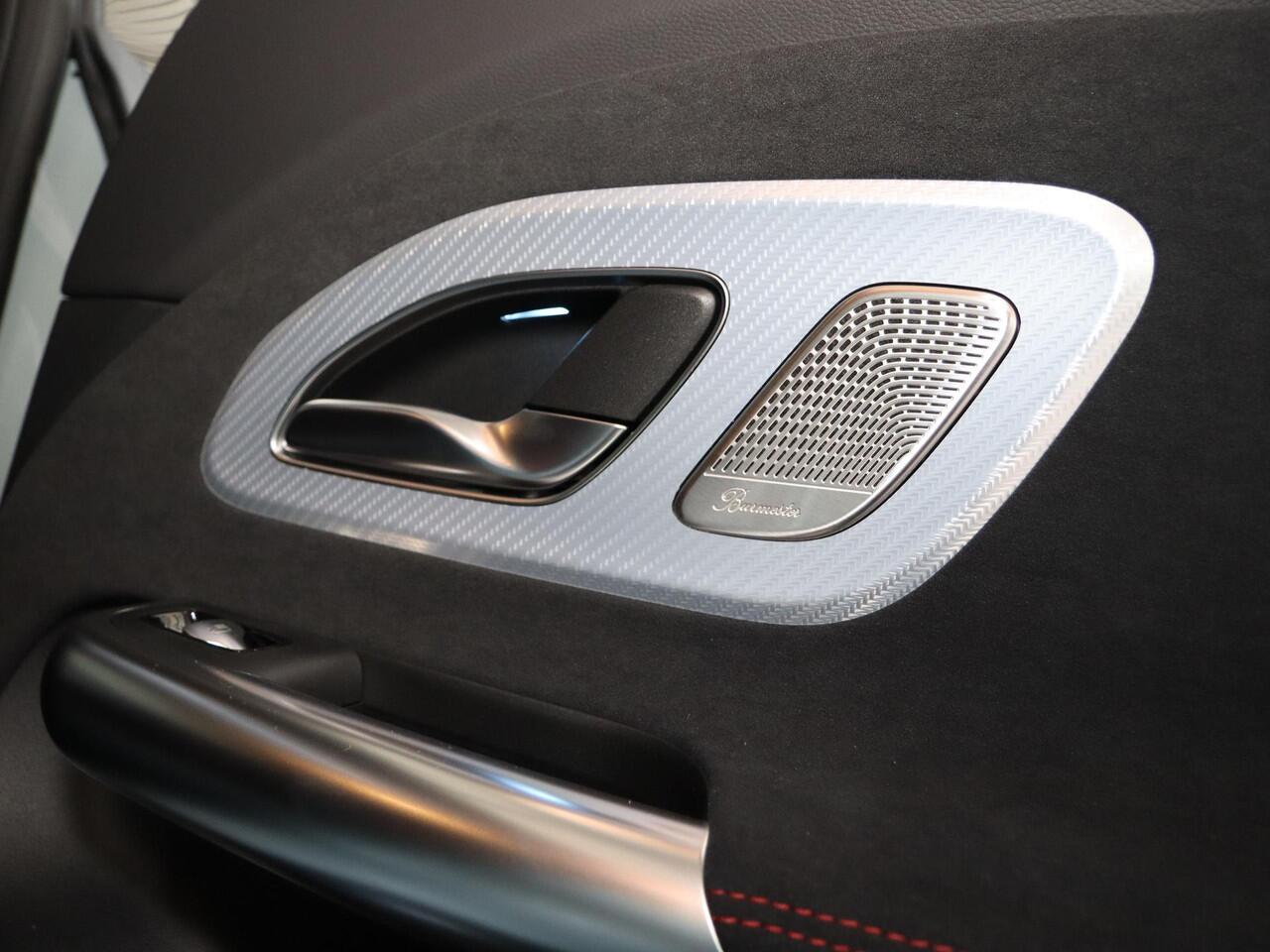 Mercedes-Benz CLA-KLASSE 200 AMG Line Business Solution AMG | Night | Matrix Led | Panoramadak | AMG-line Plus | Premium Plus |
