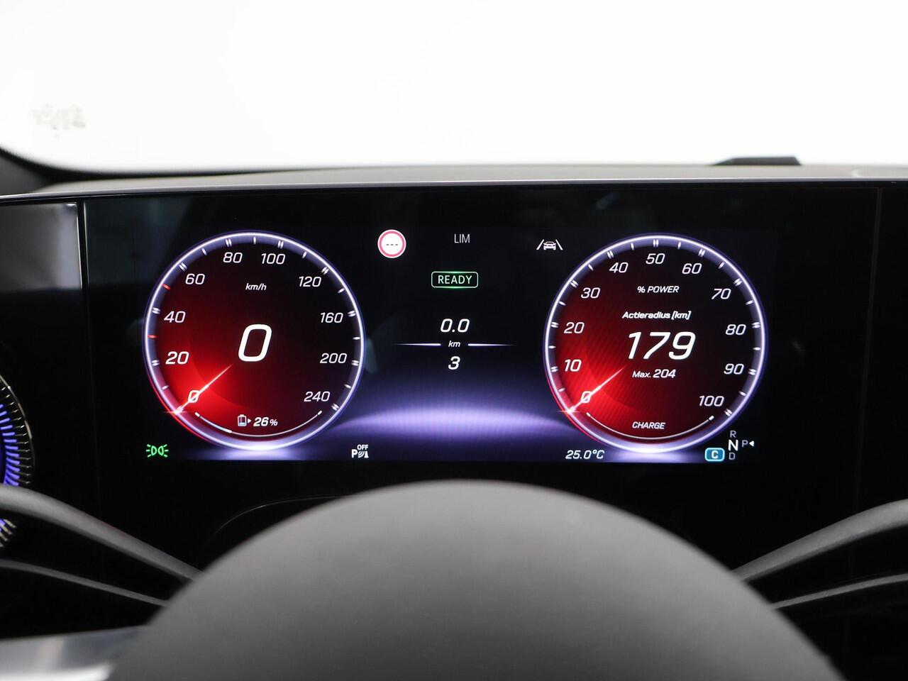 Mercedes-Benz CLA-KLASSE 250+ Launch Edition 85 kWh | Night | Panoramadak | Stoelverwarming | DISTRONIC | Achteruitrijcamera | Trekhaak |