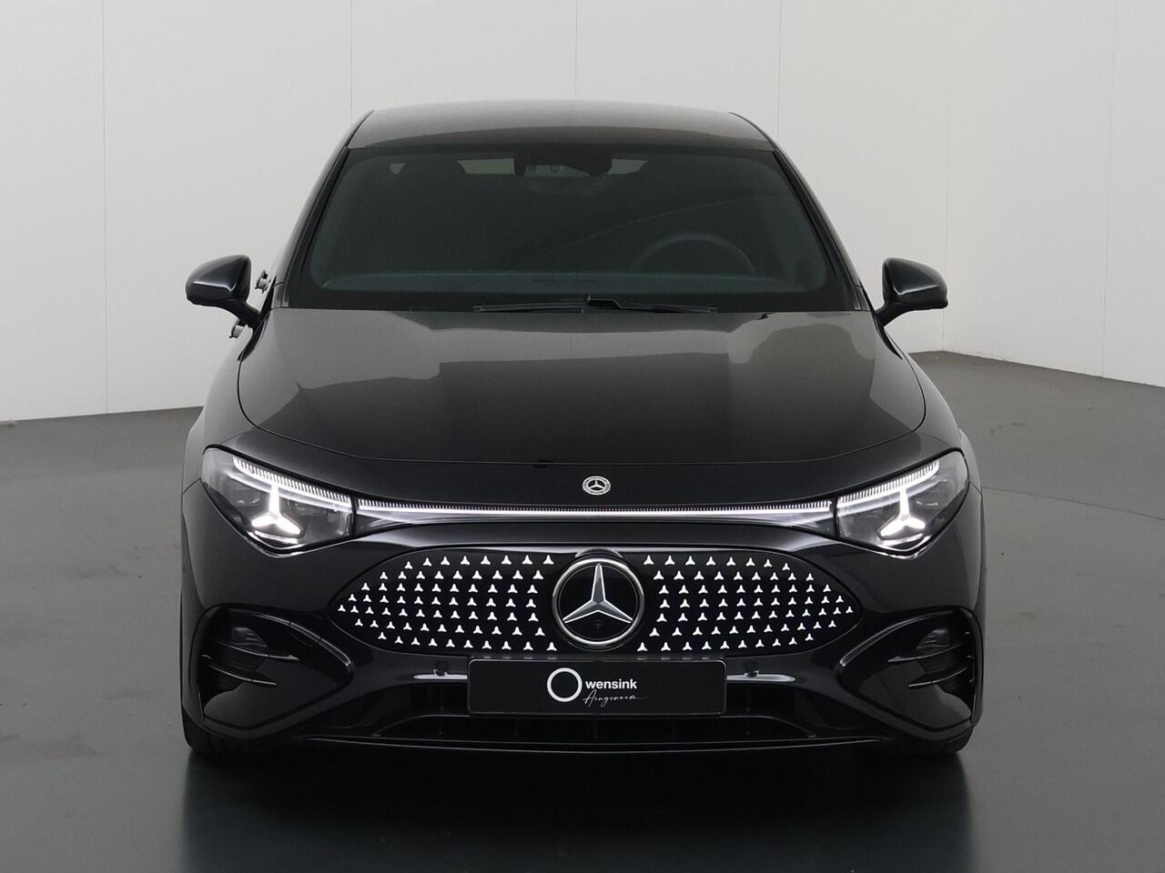 Mercedes-Benz CLA-KLASSE 250+ Launch Edition 85 kWh | Night | Panoramadak | Stoelverwarming | DISTRONIC | Achteruitrijcamera | Trekhaak |