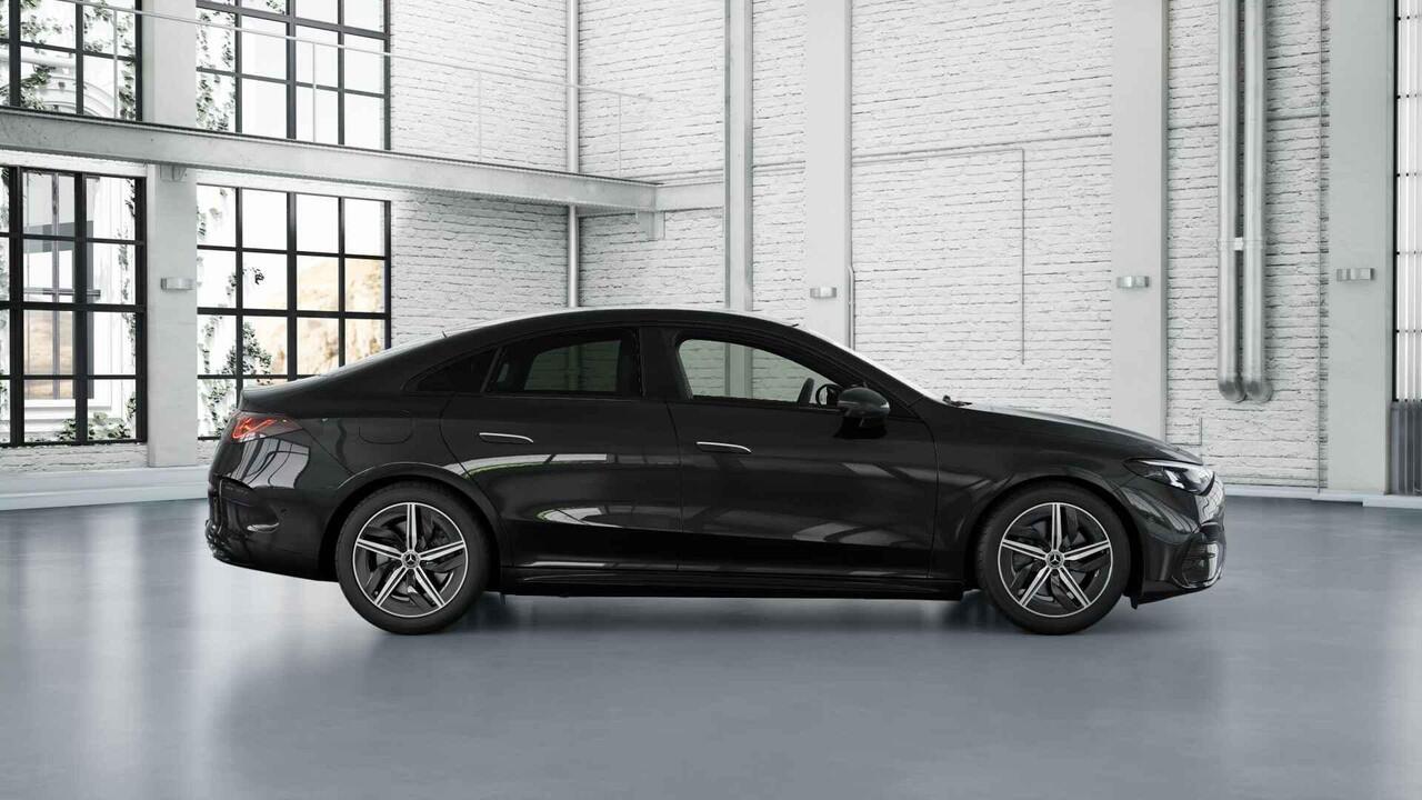 Mercedes-Benz CLA-KLASSE 200 Business Solution AMG 58 kWh | Panoramadak | Premium Pakket | Superscreen | Trekhaak | Head-Up | Matrix Led |