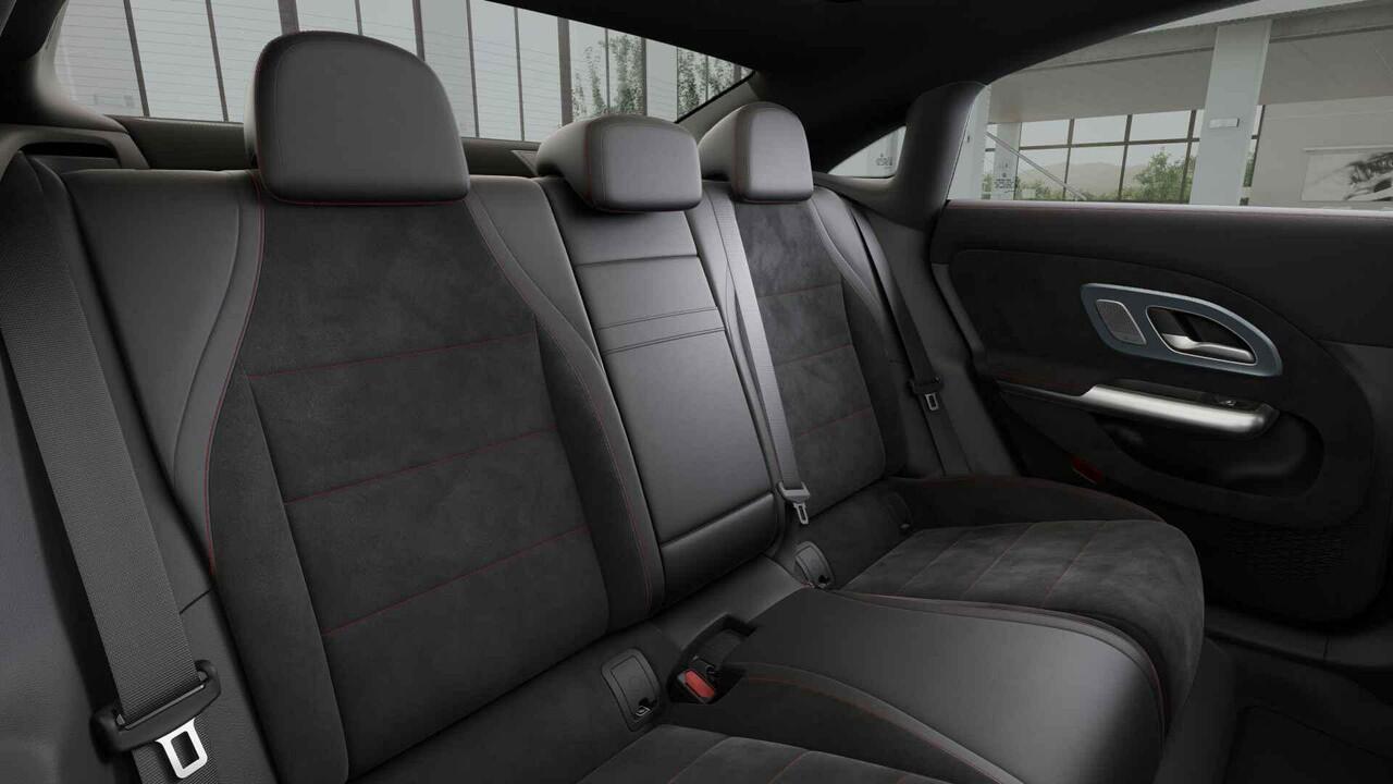 Mercedes-Benz CLA-KLASSE 200 Business Solution AMG 58 kWh | Panoramadak | Premium Pakket | Superscreen | Trekhaak | Head-Up | Burmester |