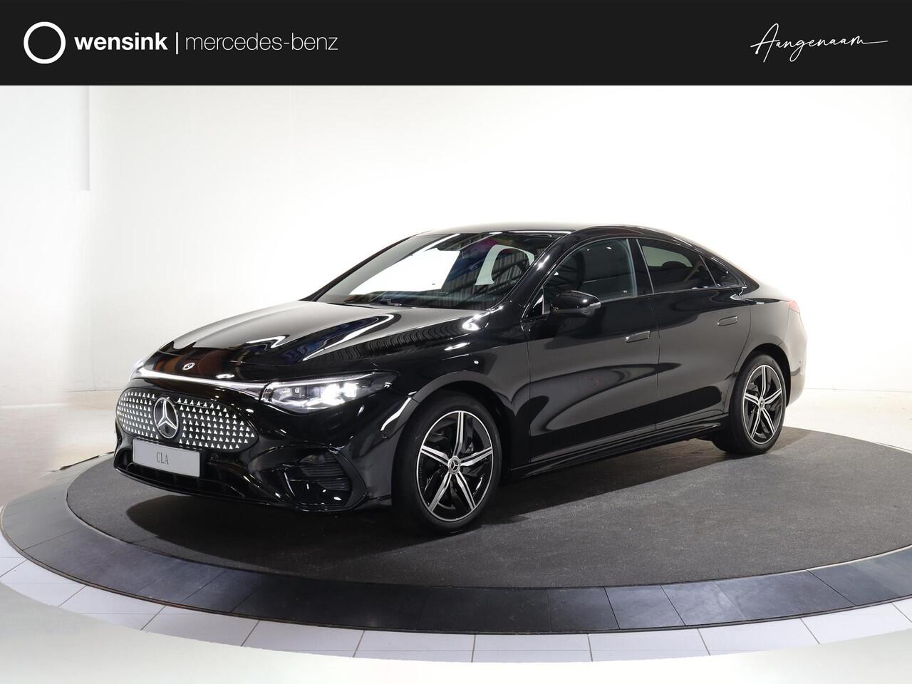 Mercedes-Benz CLA-KLASSE 250+ Launch Edition 85 kWh | Night | Panoramadak | Stoelverwarming | DISTRONIC | Achteruitrijcamera | Dodehoekassistent |