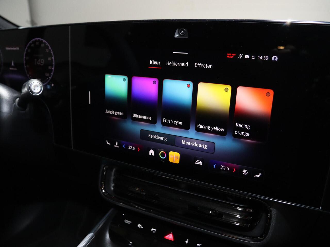 Mercedes-Benz CLA-KLASSE 250+ Launch Edition 85 kWh | Night | Panoramadak | Stoelverwarming | DISTRONIC | Achteruitrijcamera | Dodehoekassistent |