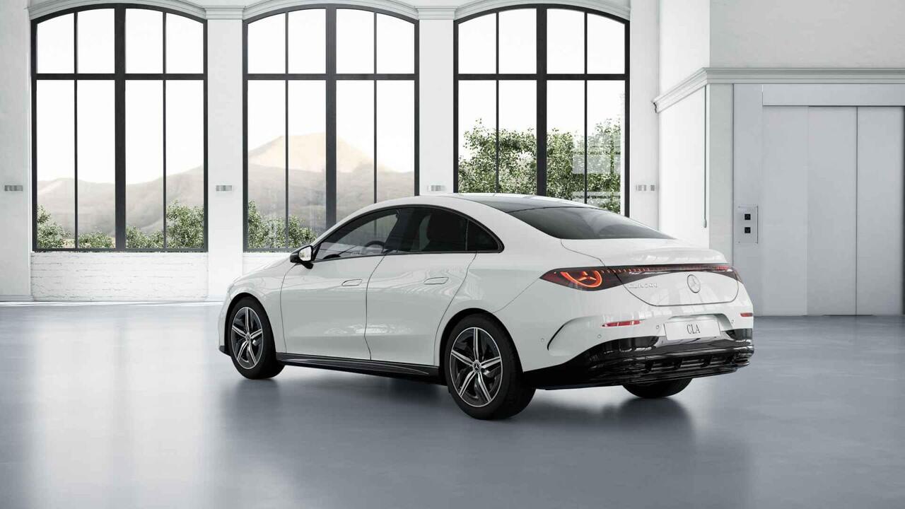 Mercedes-Benz CLA-KLASSE 200 Business Solution AMG 58 kWh | Nightpakket | Panoramadak | Stoelverwarming | Dodehoekassistent |