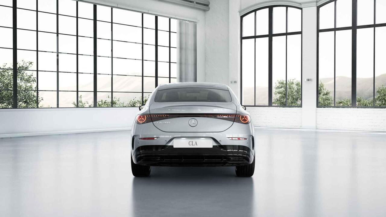 Mercedes-Benz CLA-KLASSE 200 Business Solution AMG 58 kWh | Nightpakket | Panoramadak | Stoelverwarming | Dodehoekassistent |