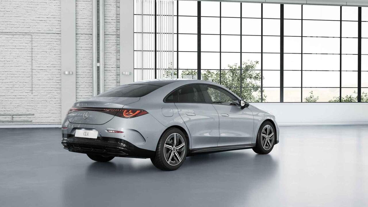 Mercedes-Benz CLA-KLASSE 200 Business Solution AMG 58 kWh | Nightpakket | Panoramadak | Stoelverwarming | Dodehoekassistent |