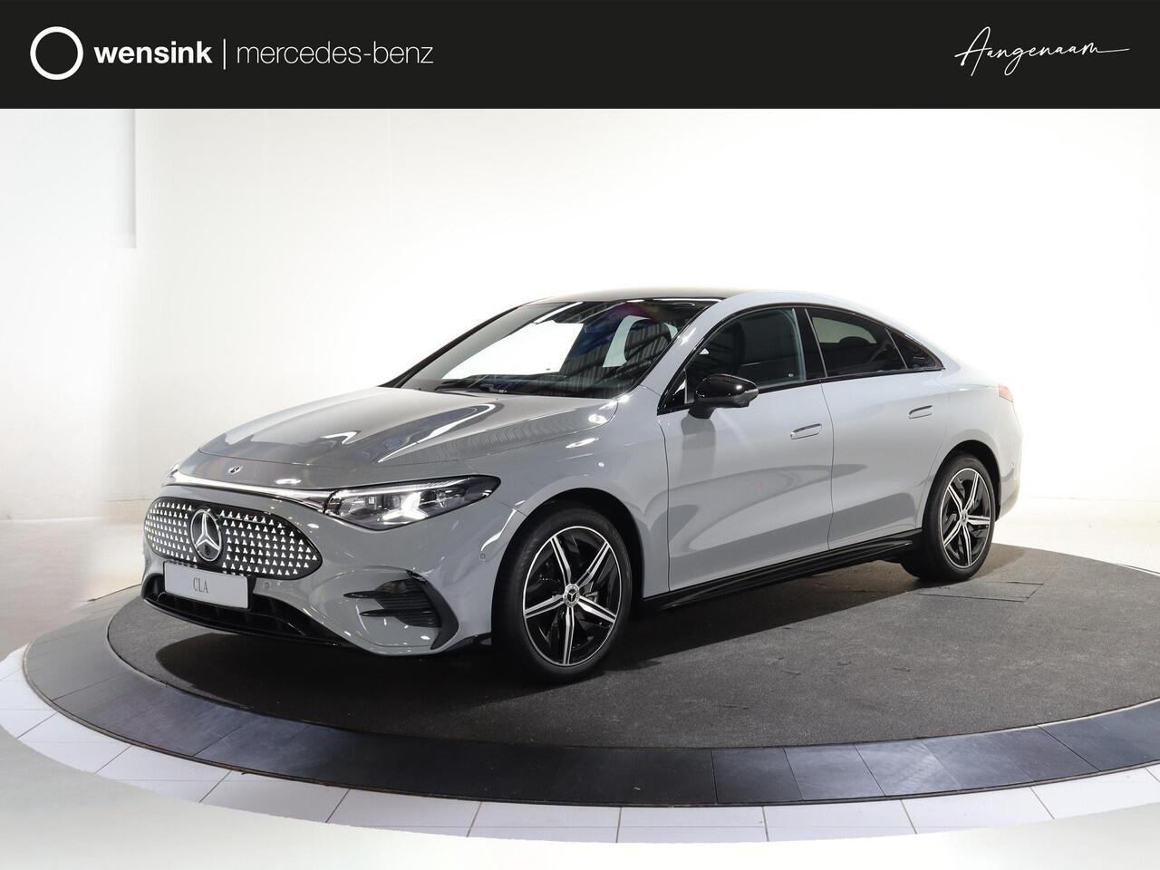 Mercedes-Benz CLA-KLASSE 250+ Launch Edition 85.5 kWh | Night | Panoramadak | Stoelverwarming | DISTRONIC | Achteruitrijcamera | Dodehoekassistent |