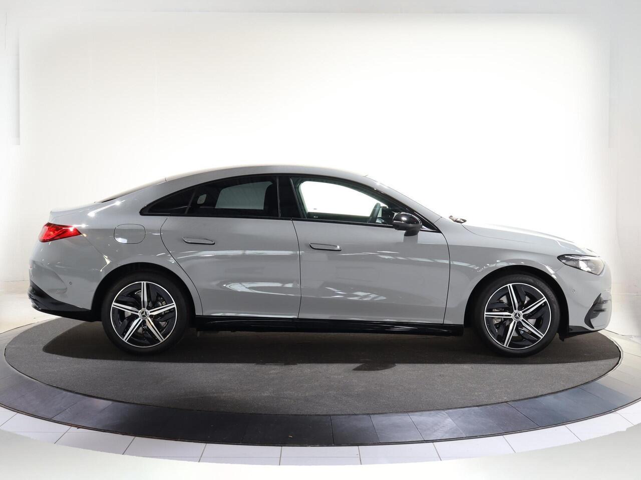 Mercedes-Benz CLA-KLASSE 250+ Launch Edition 85.5 kWh | Night | Panoramadak | Stoelverwarming | DISTRONIC | Achteruitrijcamera | Dodehoekassistent |
