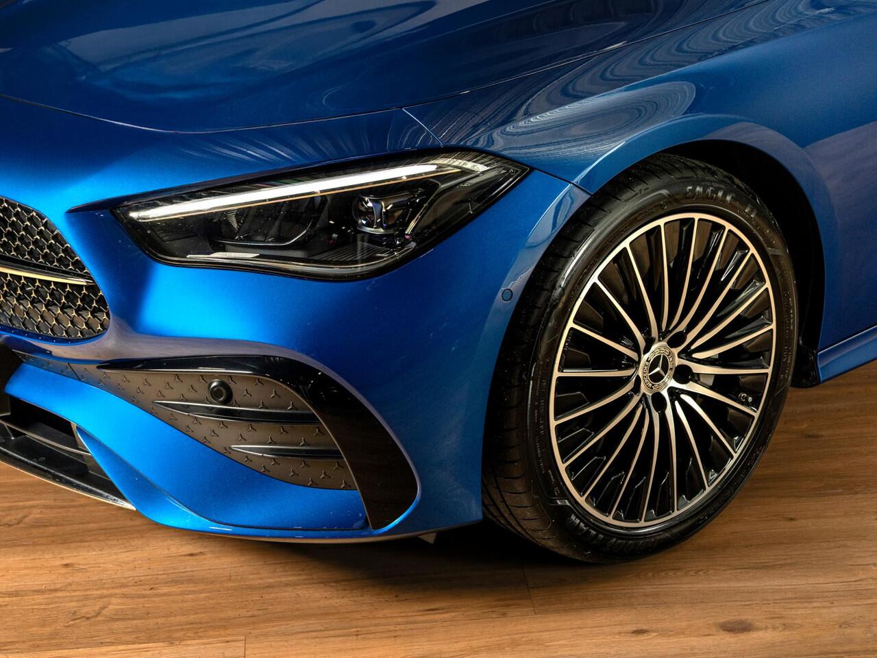 Mercedes-Benz CLE Cabriolet 200 AMG Line