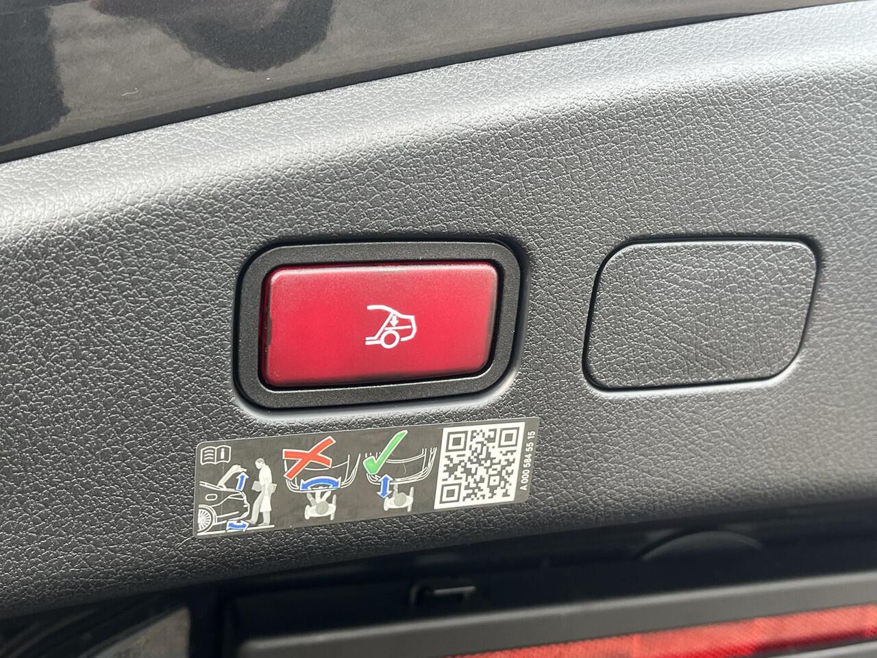 Mercedes-Benz CLE Cabriolet 180 Luxury Line