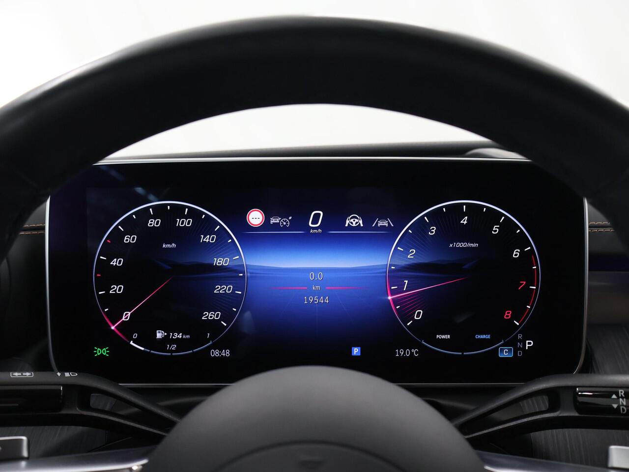 Mercedes-Benz CLE Coupé 200 AMG Line | Nappalederen bekleding | Digital Light | Rijassistentiepakket | Standkachel | Head-up display | 360 graden camera | Sfeerverlichting |