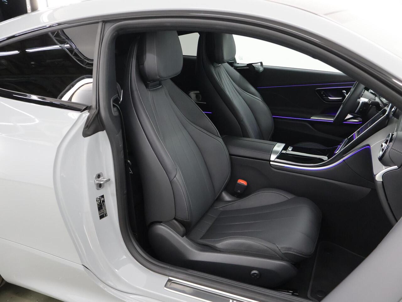 Mercedes-Benz CLE Coupé 300 e AMG Line | Premium plus | Leder | Rij assistentiepakket | Night pakket | Winter pakket |