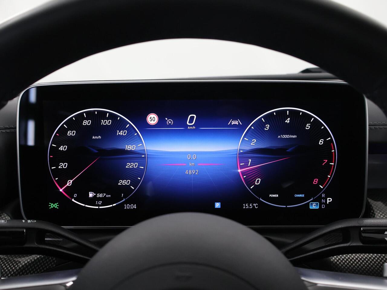 Mercedes-Benz CLE Coupé 200 AMG Line | Panoramadak | Night | Memory | Burmester | Rode gordels | 19 inch AMG multispaaks | Headup |