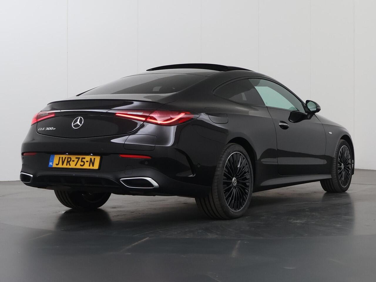 Mercedes-Benz CLE Coupé 300 e AMG Line | Panoramadak | Night pakket | Burmester | Winter pakket | AMG spoiler |