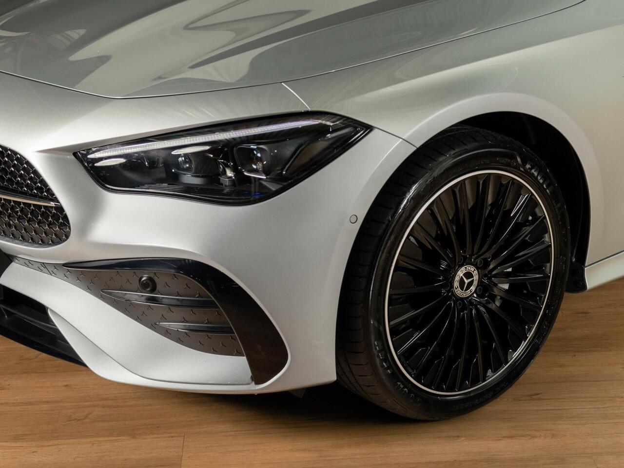 Mercedes-Benz CLE Coupé 300 e AMG Line Panorama dak