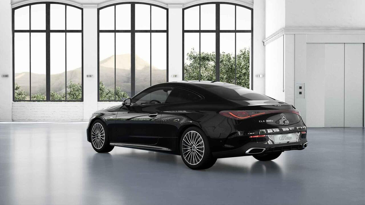 Mercedes-Benz CLE Coupé 300 e AMG Line | Night | Panoramadak | Memory | 19" multispaaks velgen | 360 graden camera | Digital Light |