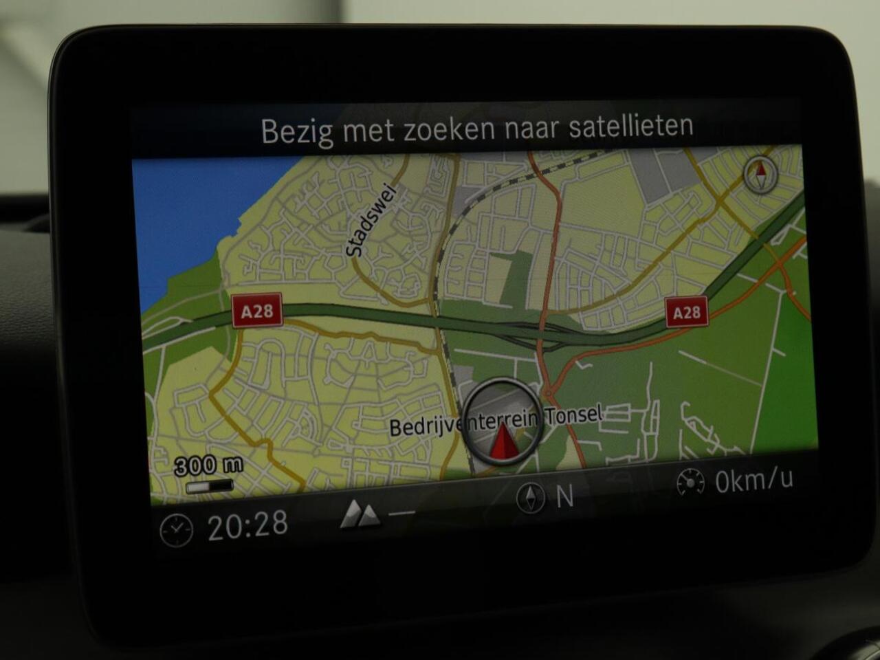 Mercedes-Benz Cla Shooting Brake 180 | Trekhaak | Camera | Navigatie | Leder | LED | Cruise control | Sportstoelen | LMV 18 inch