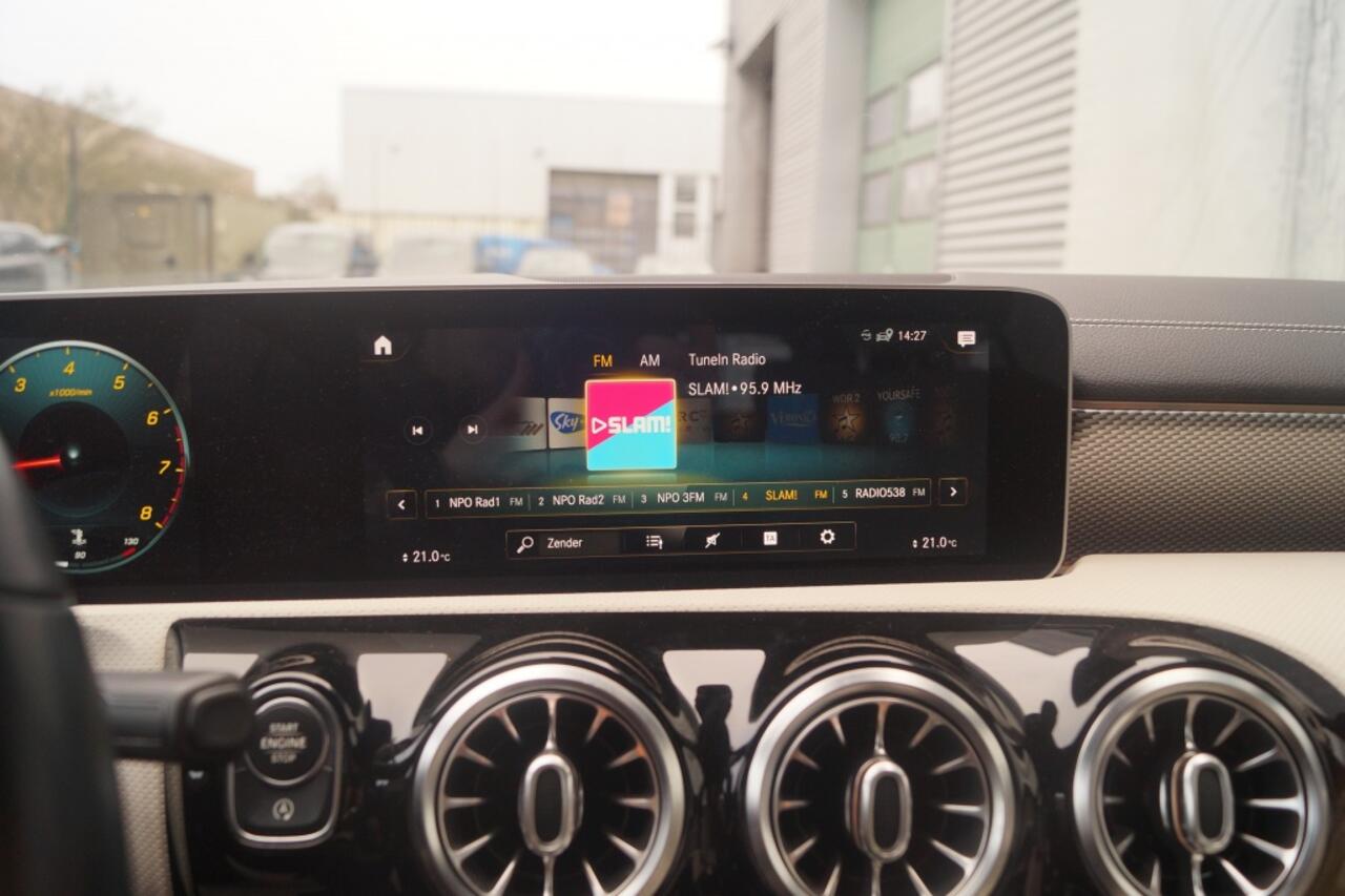 Mercedes-Benz Cla Shooting Brake 180 Automaat Business Solution Pro Plus