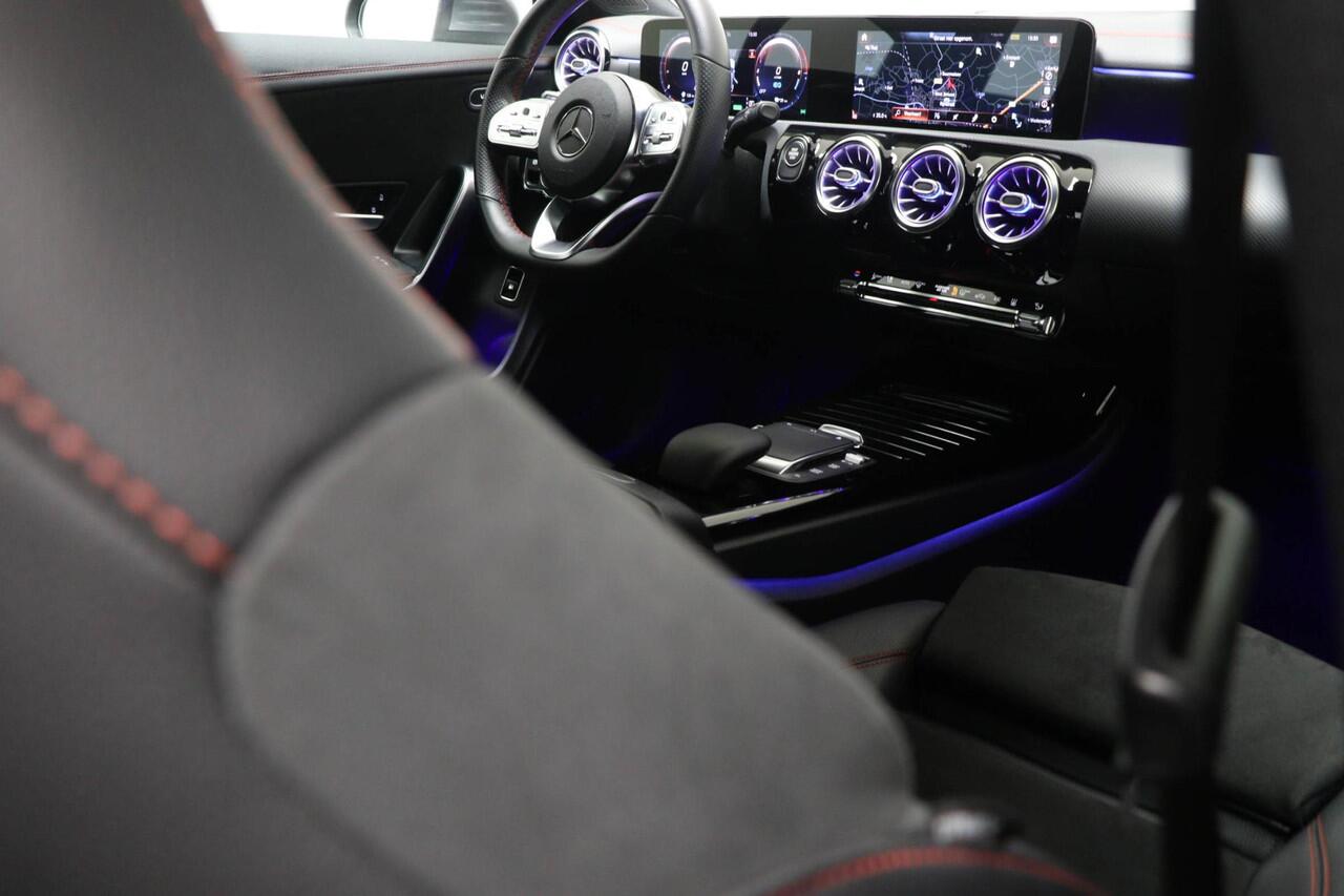Mercedes-Benz Cla Shooting Brake 250 e AMG-Line Premium Plus | STOELVERWARMING | DAB | APPLE