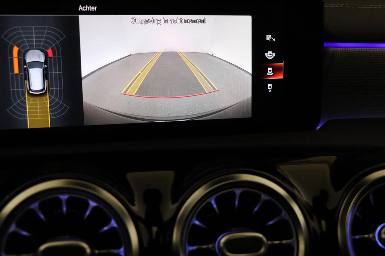 Mercedes-Benz Cla Shooting Brake 250 e AMG-Line Premium Plus | PANORAMADAK | DAB | APPLE | TREKHAAK