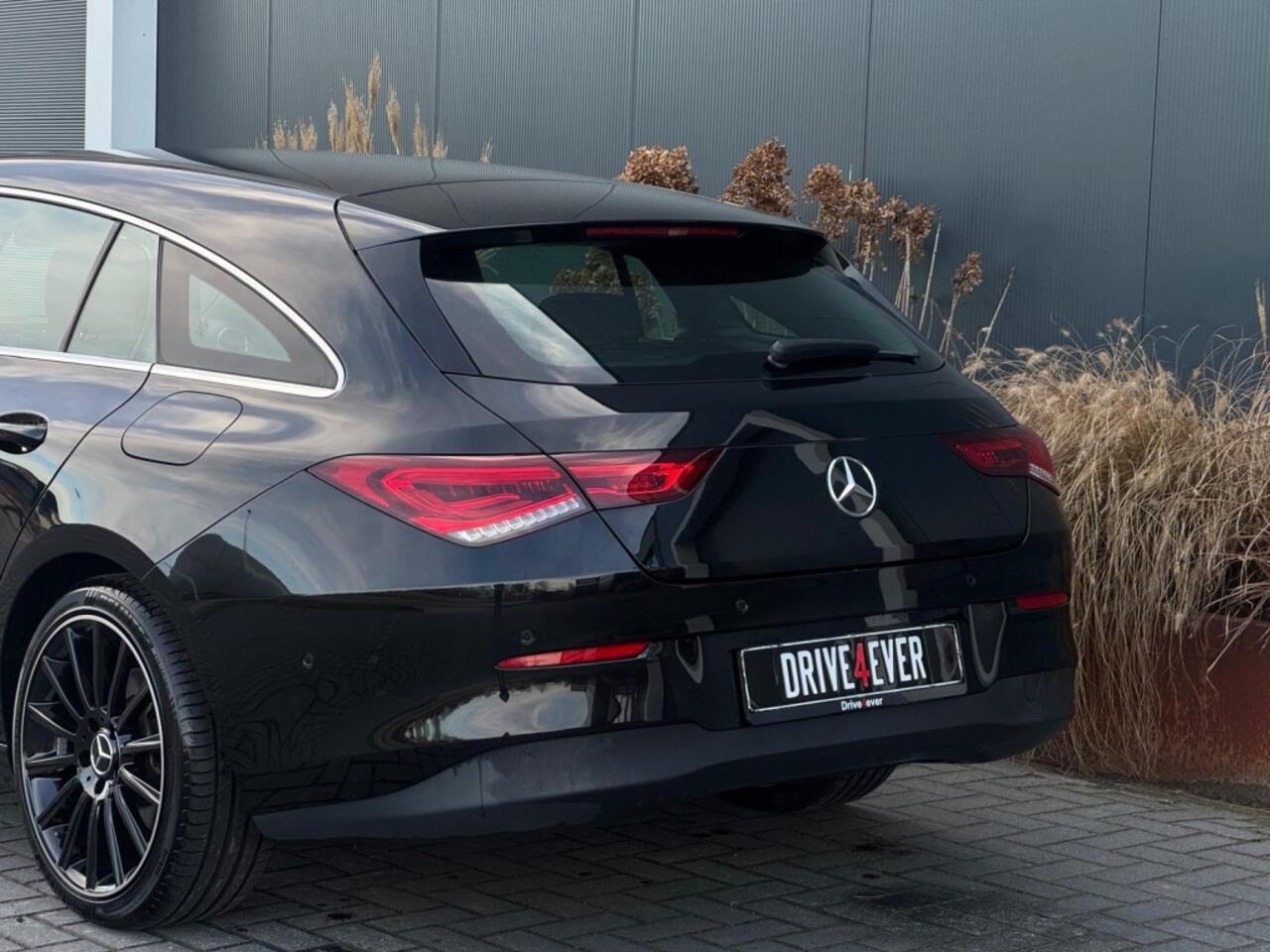 Mercedes-Benz Cla Shooting Brake 180 d Bns Sol. Lux. Aut WIDESCREEN CAMERA PDC SPORTVELGEN