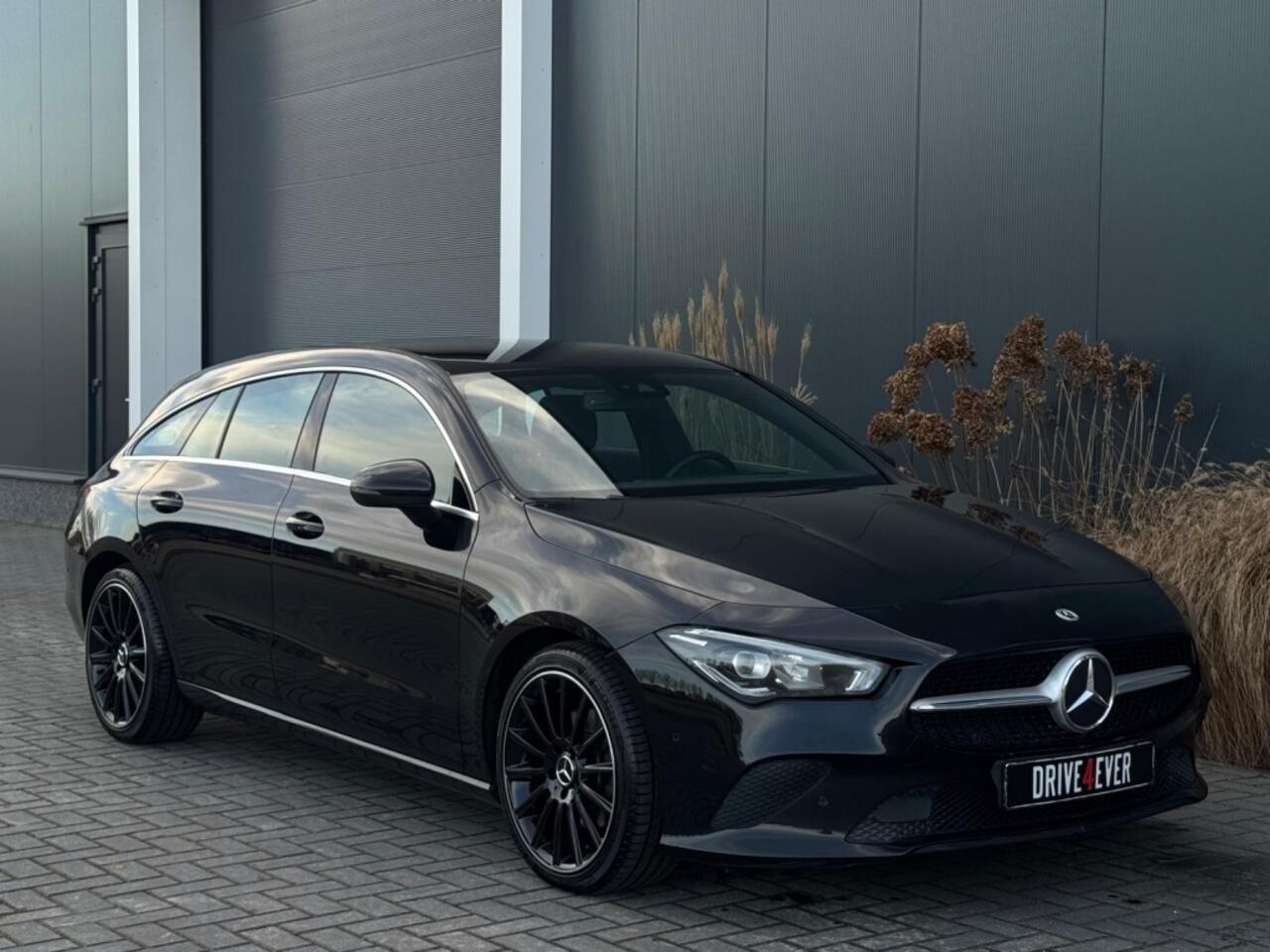 Mercedes-Benz Cla Shooting Brake 180 d Bns Sol. Lux. Aut WIDESCREEN CAMERA PDC SPORTVELGEN