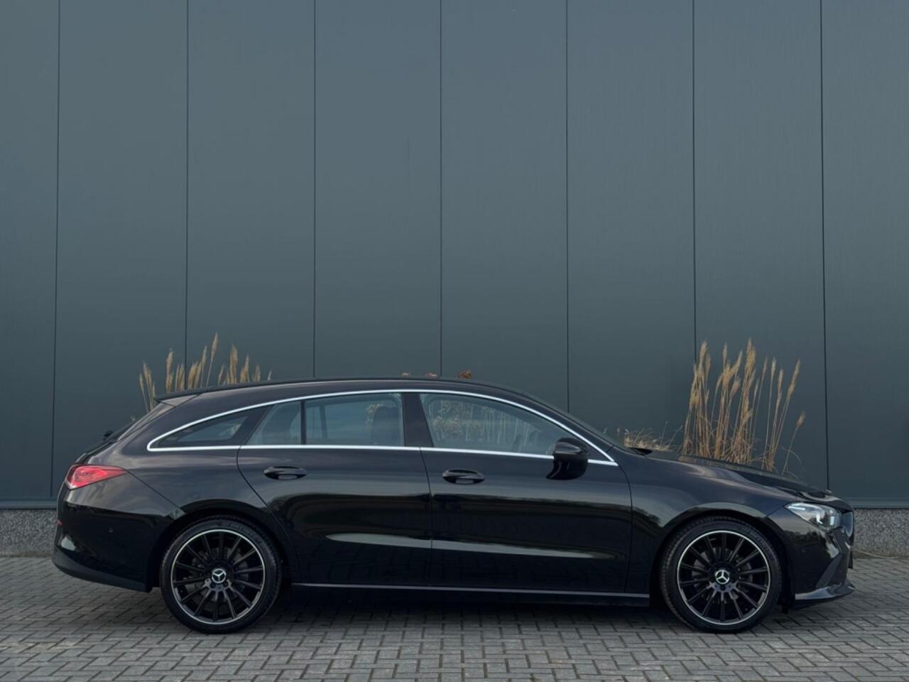 Mercedes-Benz Cla Shooting Brake 180 d Bns Sol. Lux. Aut WIDESCREEN CAMERA PDC SPORTVELGEN