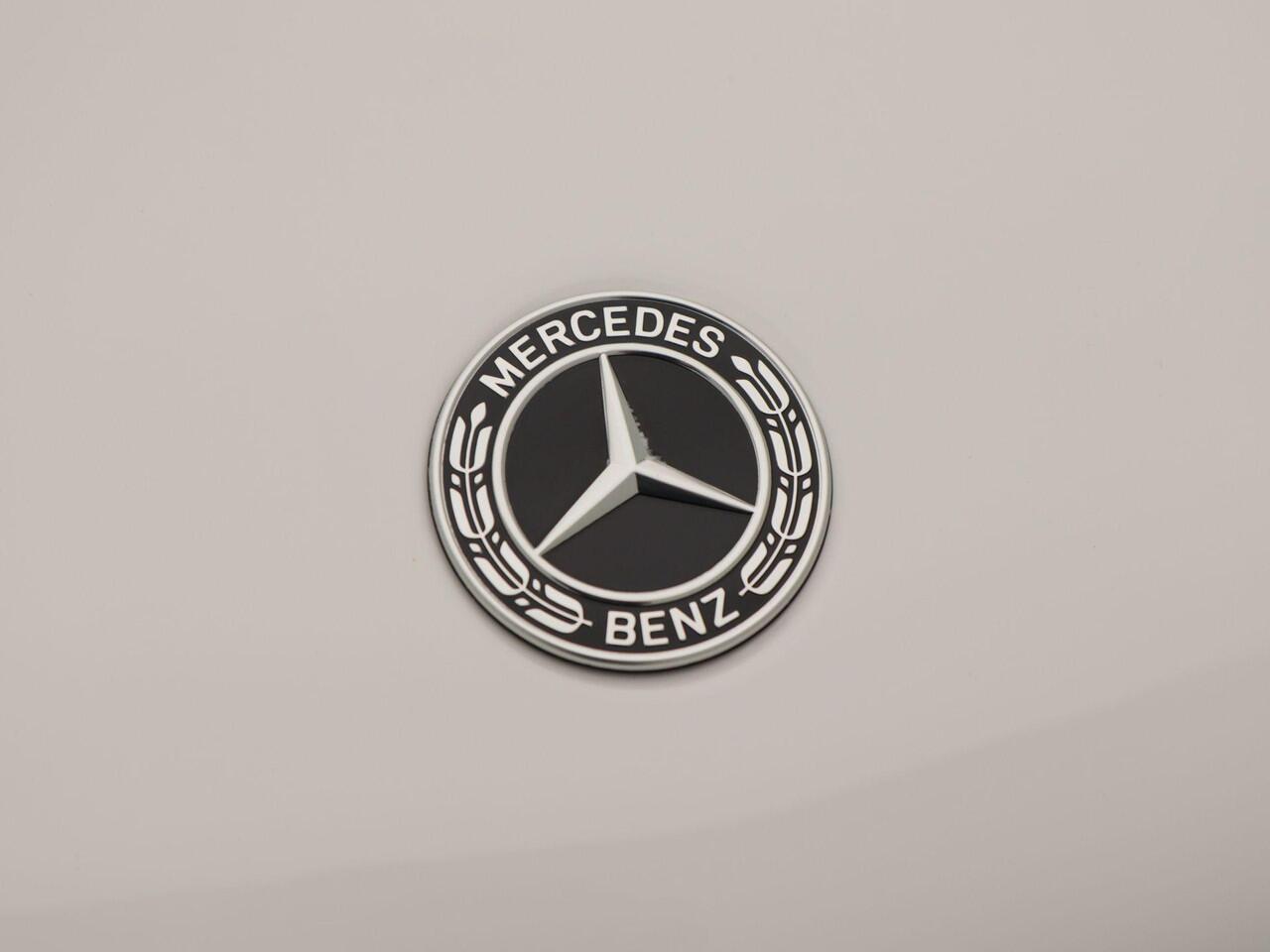 Mercedes-Benz Cla Shooting Brake Automaat 250 e | Stoelverwarming | Navigatie | Full LED | Sfeer Verlichting | Virtual Cockpit | 18 Inch | 95.009 Km !!