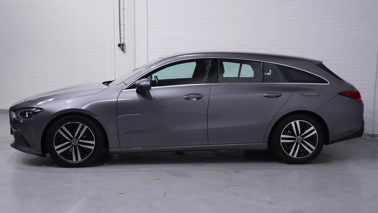 Mercedes-Benz Cla Shooting Brake 180 Business Solution Luxury 1e Eig. NAP Camera Leder Comfortstoelen Stoelverwarming Rijklaar!