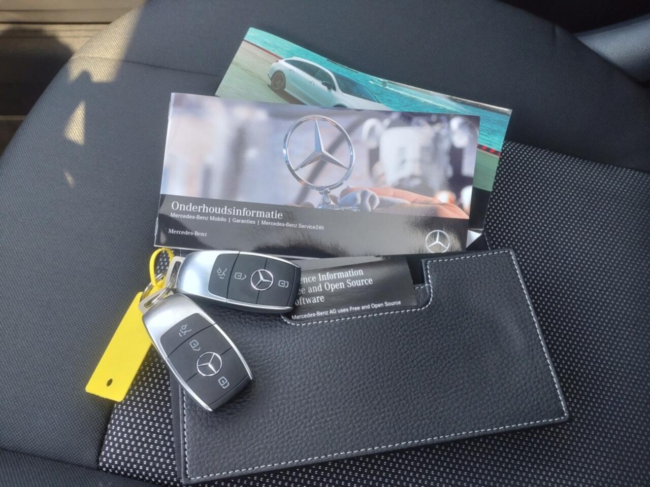 Mercedes-Benz Cla Shooting Brake 180 Business Sol. | Automaat