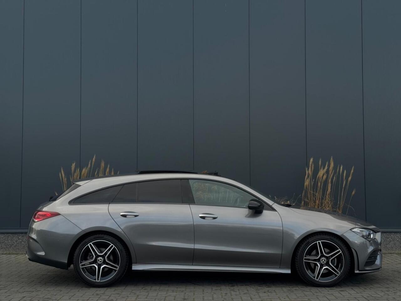 Mercedes-Benz Cla Shooting Brake 180 Bns Sol. AMG FULL PANO SFEER NAVI CAMERA