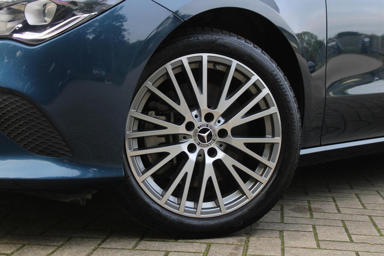 Mercedes-Benz Cla Shooting Brake 250 e 218pk Luxury Line | Widescreen | Camera | Navigatie | Stoel & stuurverwarming | Elektrische achterklep | Zwenkbare trekhaak