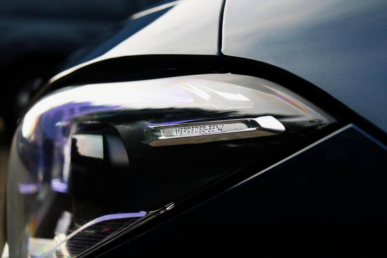 Mercedes-Benz Cla Shooting Brake 250 e 218pk Luxury Line | Widescreen | Camera | Navigatie | Stoel & stuurverwarming | Elektrische achterklep | Zwenkbare trekhaak