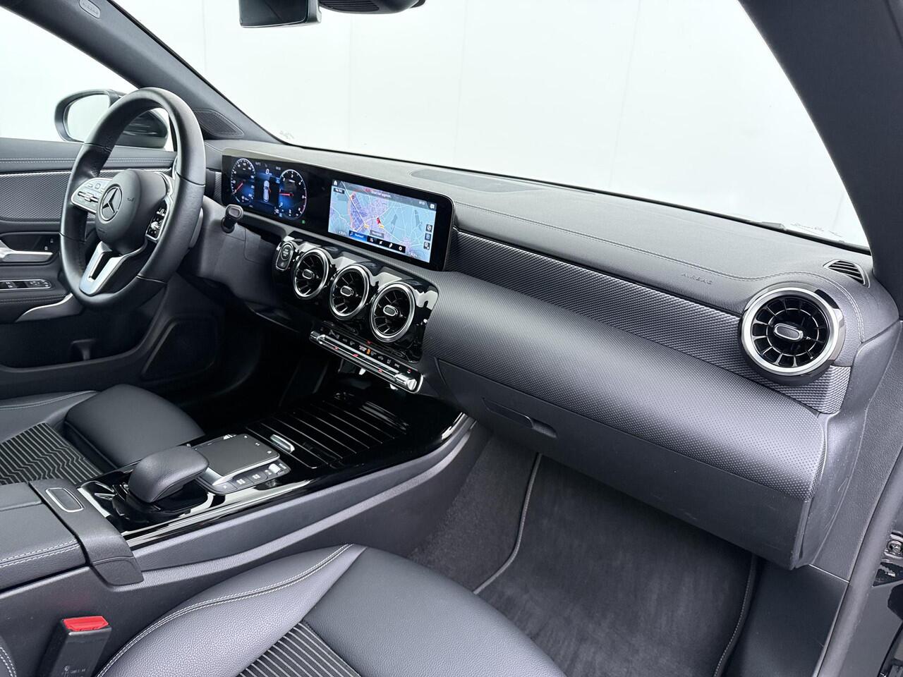 Mercedes-Benz Cla Shooting Brake 200 d Business Solution Camera Navigatie