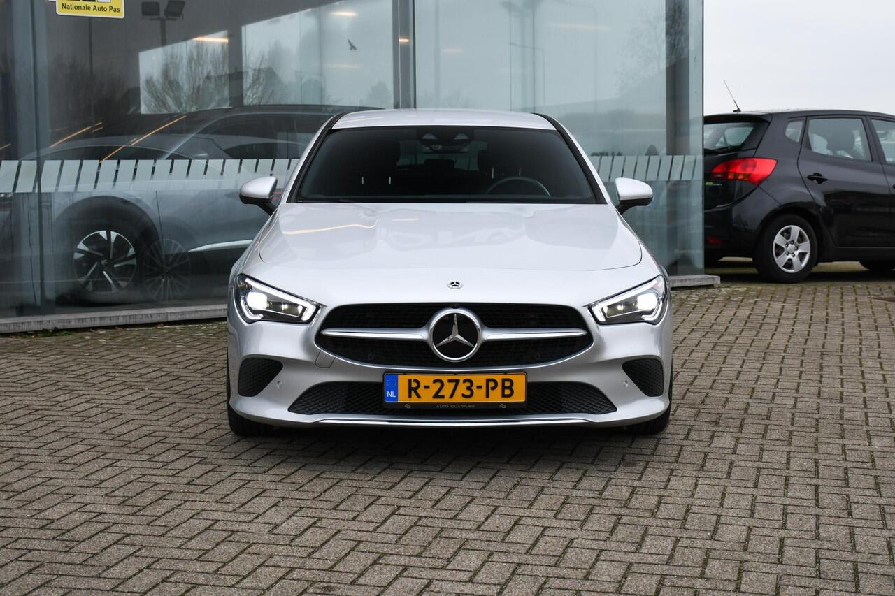 Mercedes-Benz Cla Shooting Brake 200 Luxury Line APPLE-CARPLAY/ MATRIX LED LAMPEN