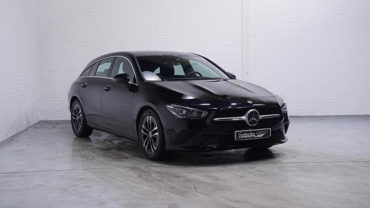 Mercedes-Benz Cla Shooting Brake 180 Business Line NAP 1e eigen. LED-verlichting 17"-lichtmetalen velgen navigatie PDC v+a DAB bleutooth Camera sportstoelen stoelverwarming voor electr-achterklep schakelflippers aan het stuur