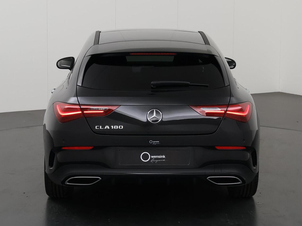 Mercedes-Benz Cla Shooting Brake 180 Star Edition AMG NIGHT | Panoramadak | Dodehoekassitent | Apple Carplay | MultiBeam LED | Sfeerverlichting | Stoelverwarming |