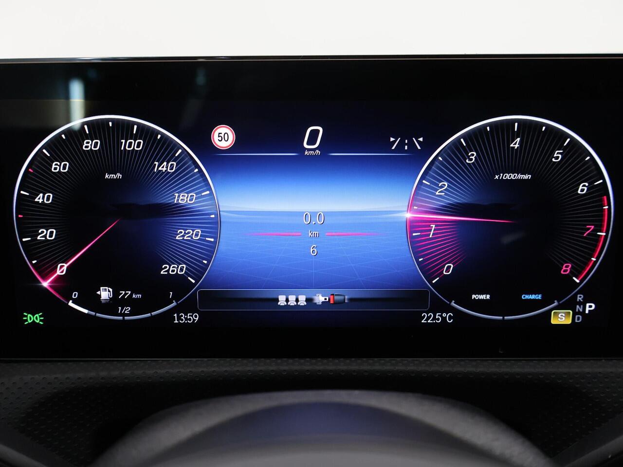 Mercedes-Benz Cla Shooting Brake 180 Star Edition AMG | Panoramdak | Night | 19" lichtmetalen velgen | Sfeerverlichting | Camera | Stoelverwarming |